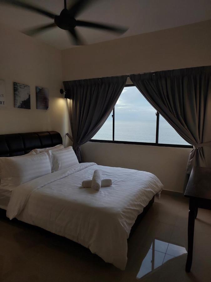 Batu Ferringhi Luxury Seaview Suite - 3Br Eksteriør bilde