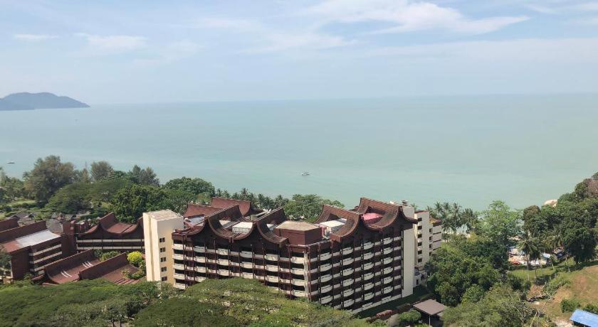 Batu Ferringhi Luxury Seaview Suite - 3Br Eksteriør bilde