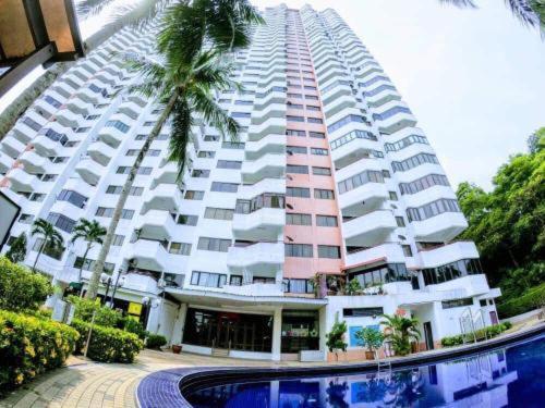 Batu Ferringhi Luxury Seaview Suite - 3Br Eksteriør bilde
